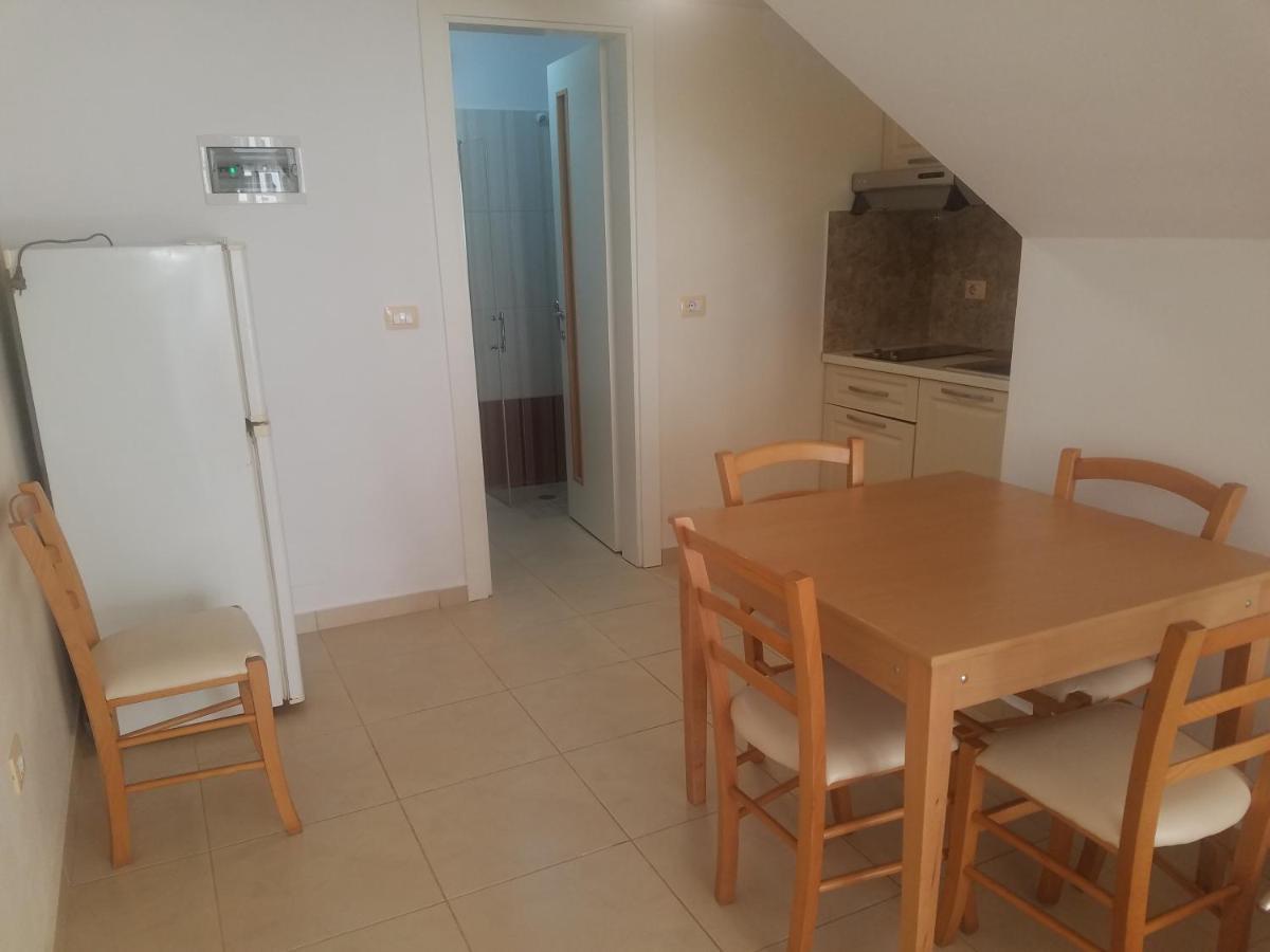 Apartamente Duplex Berti Sarandë Eksteriør bilde